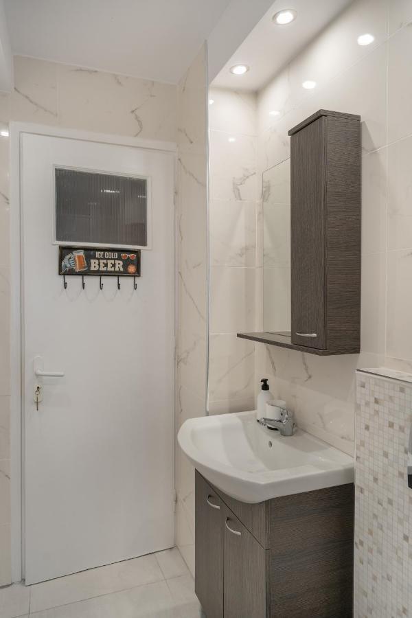 Comfy Apt Next To Metro 雅典 外观 照片